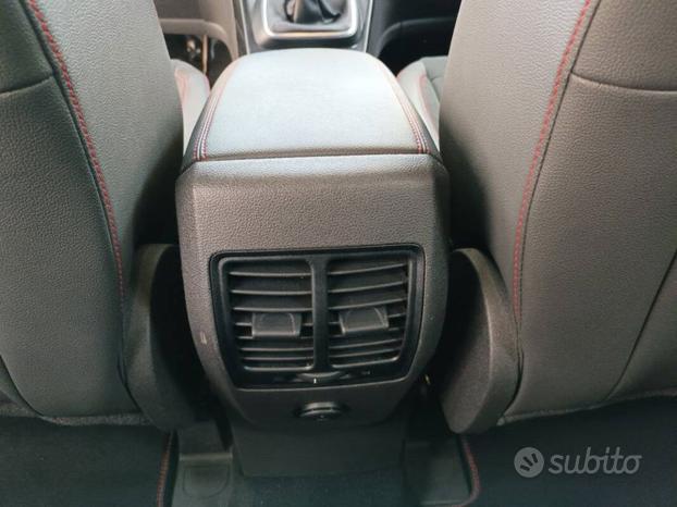 Ford Kuga 1.5 tdci ST-Line 120cv