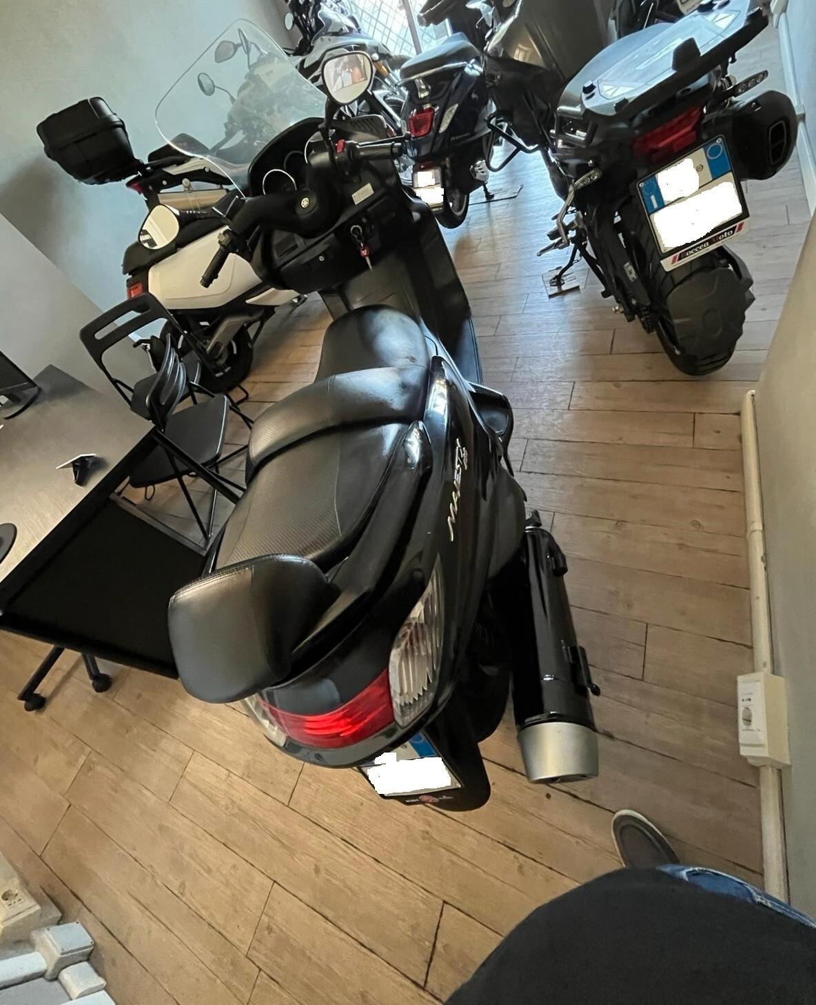 YAMAHA MAJESTY 400
