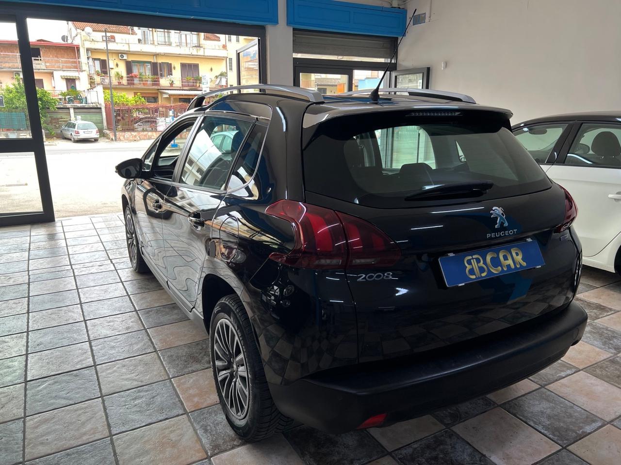 Peugeot 2008 PureTech 82 Allure