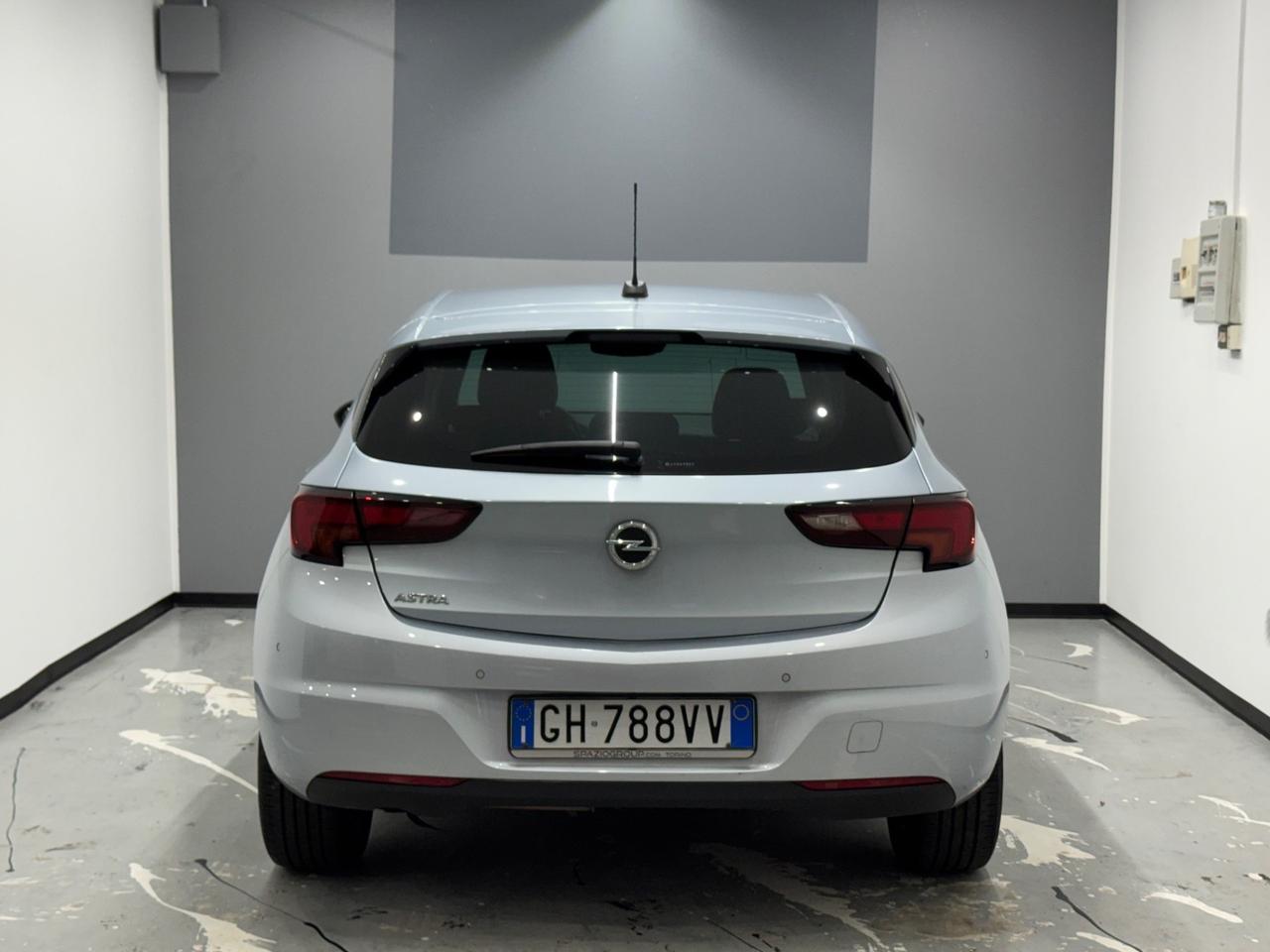 Opel Astra 1.5 CDTI 105 CV S&S 5 porte Business Elegance