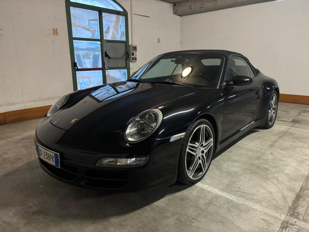 Porsche 911 997 Carrera 4S Cabriolet