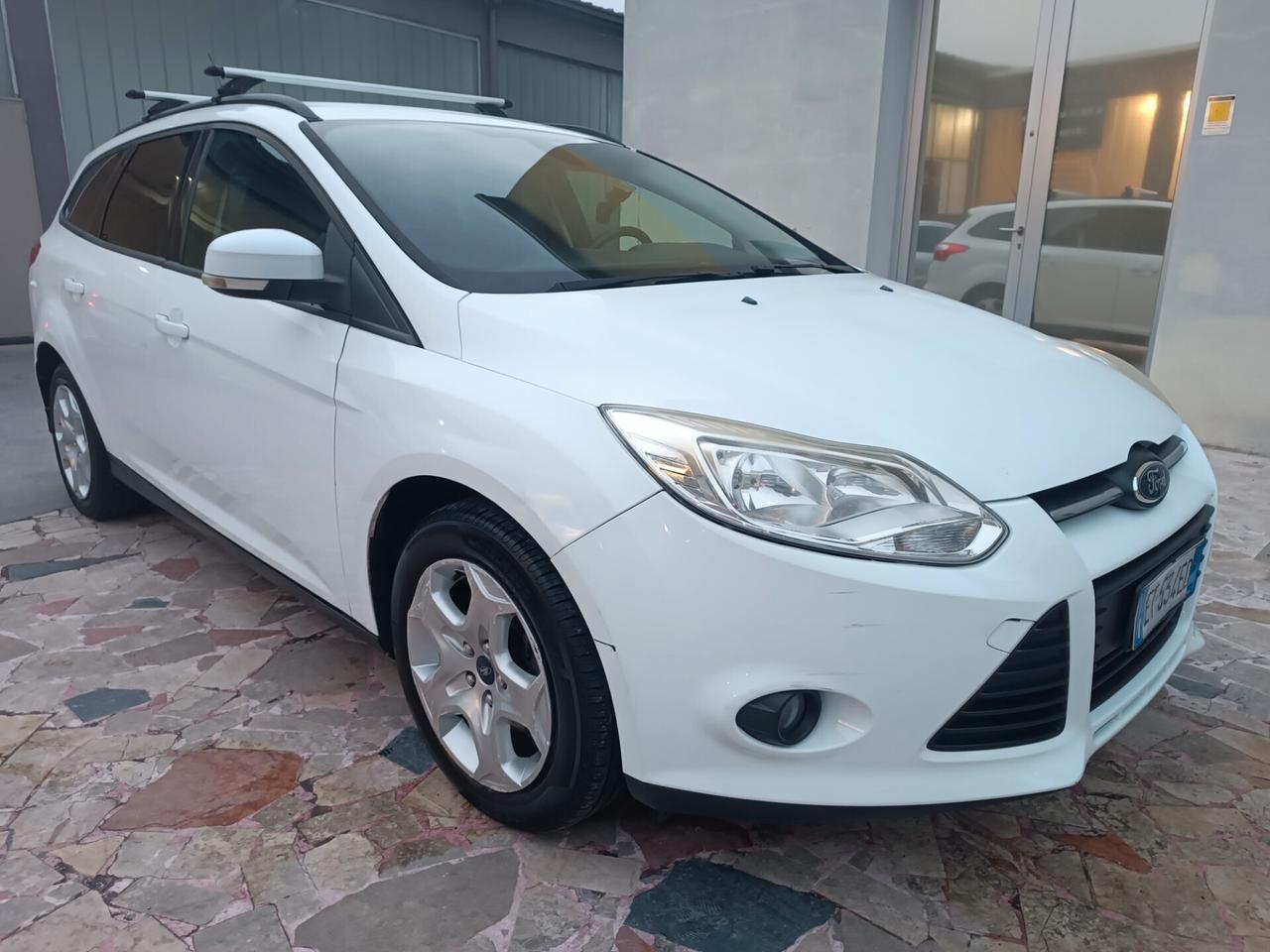Ford Focus 1.6 120 CV GPL SW Titanium