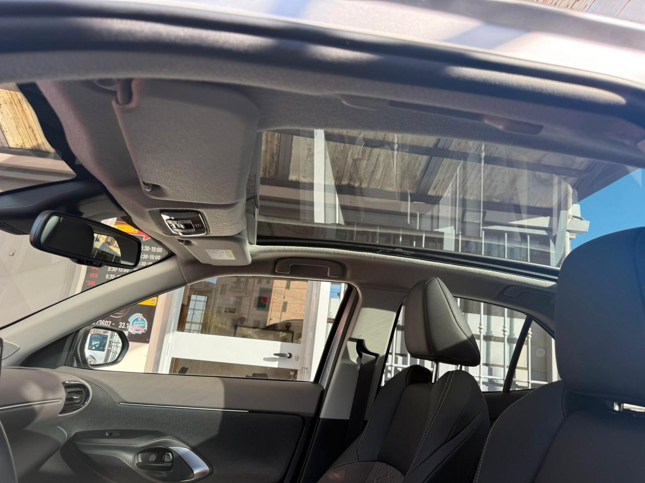 Toyota Yaris Cross 1.5 Hybrid 5p. E-CVT AWD-i Lounge