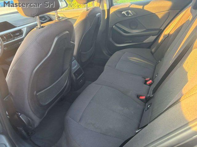 BMW 120 Serie 1 F40 120d xdrive Bus Adva auto GB628PB