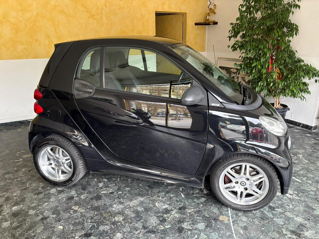 SMART ForTwo 1000 52 kW coupé passion - 2013