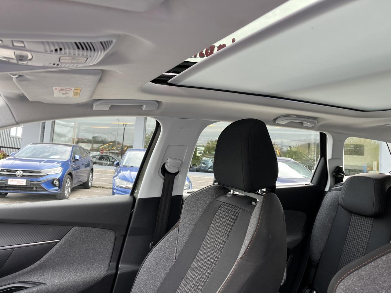 PEUGEOT 5008 1500 hdi 130 cv AUT. ALLURE 7 posti