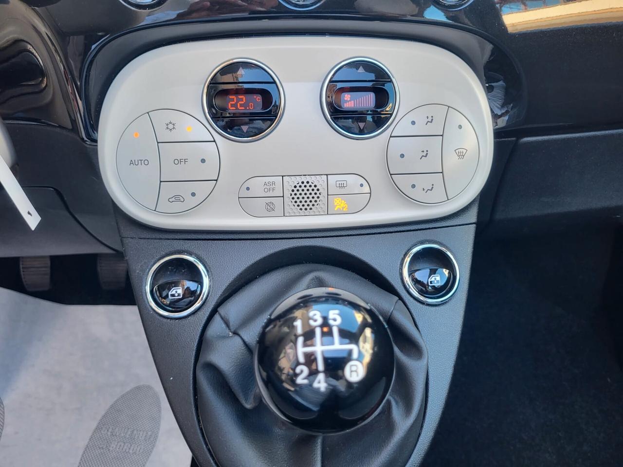 Fiat 500 C 1.2 Lounge+Car Play+Clima Autom......