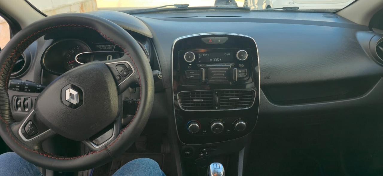 Renault Clio dCi 8V 75 CV 5 porte Duel2