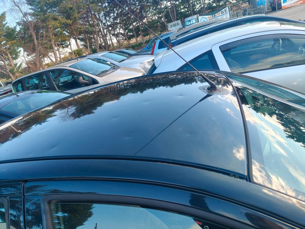 Toyota Yaris 1.0i 16V cat 5 porte