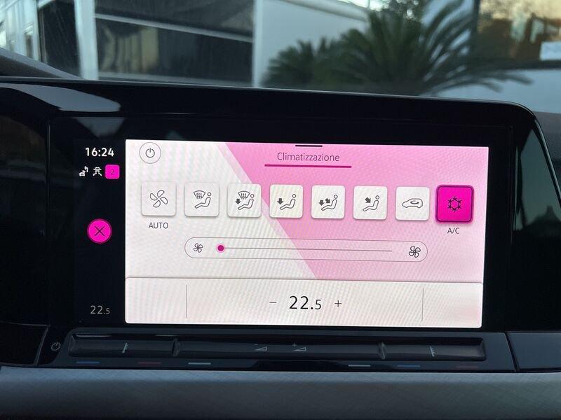 Volkswagen Golf VIII 2020 1.5 tsi evo Life 130cv