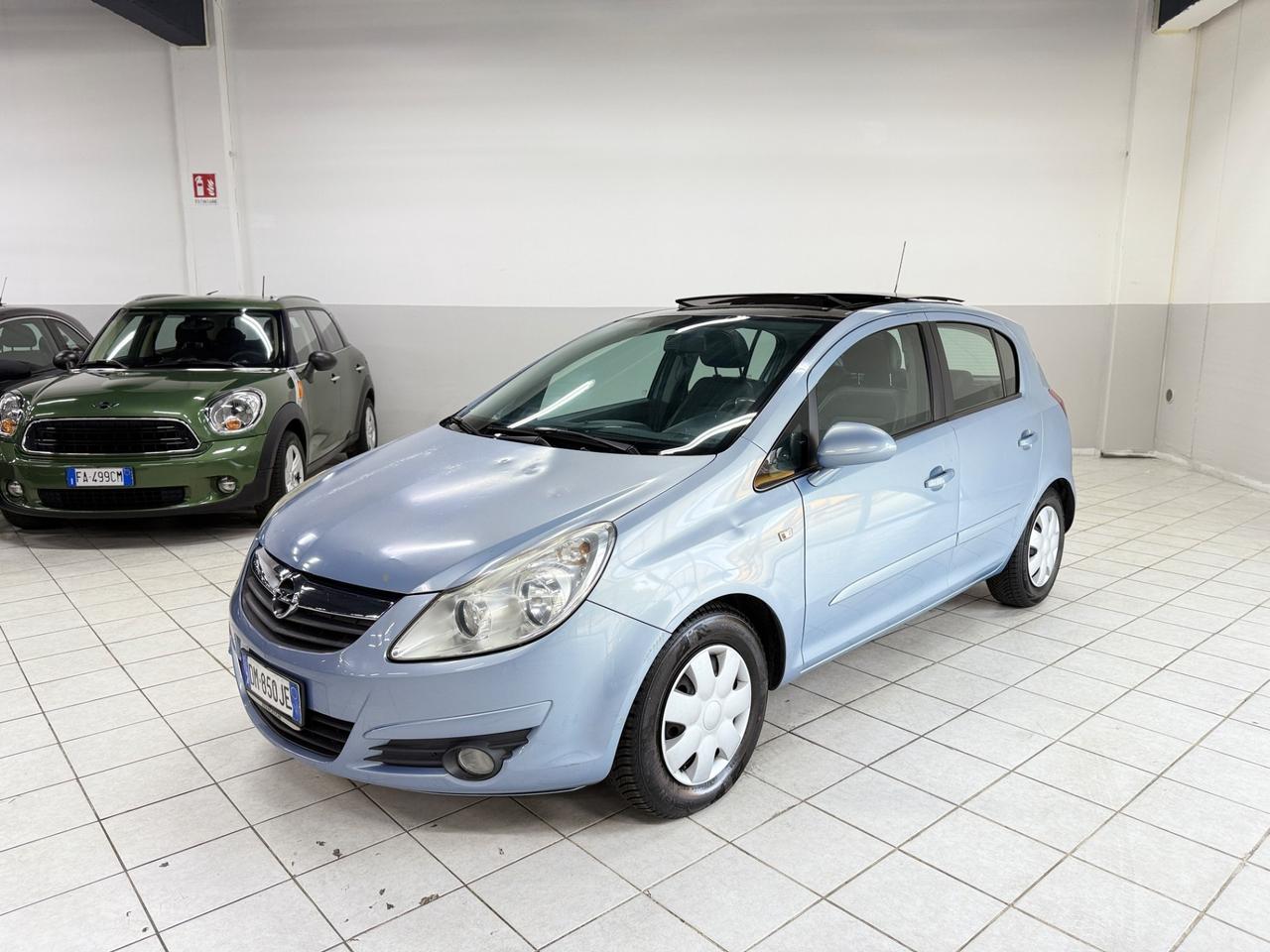 Opel Corsa 1.2 5 porte Easytronic Cosmo