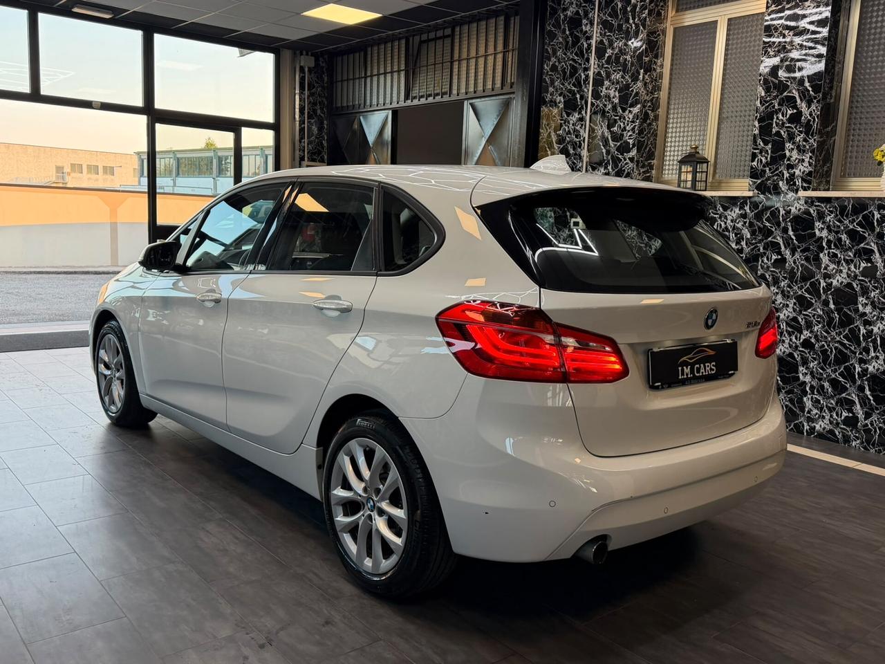 Bmw 2er Active Tourer 218d Advantage