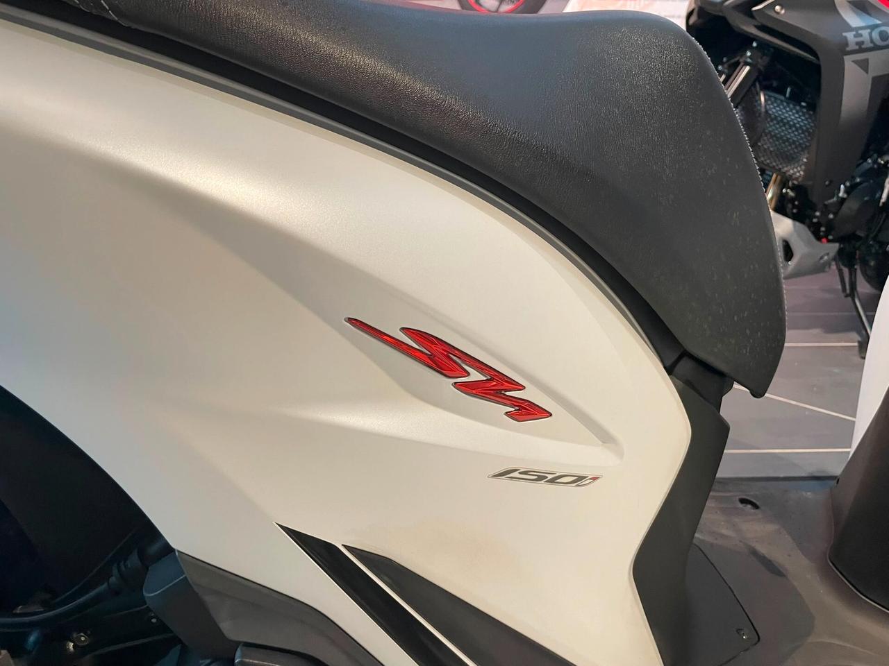 Honda SH 150 SPORTY