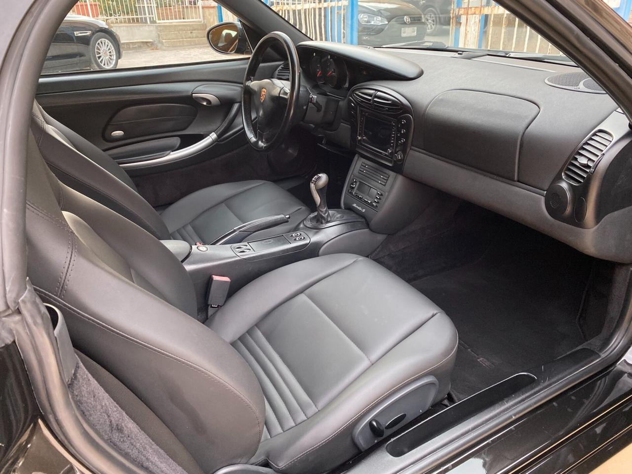 Porsche Boxster 2.5i 24V cat