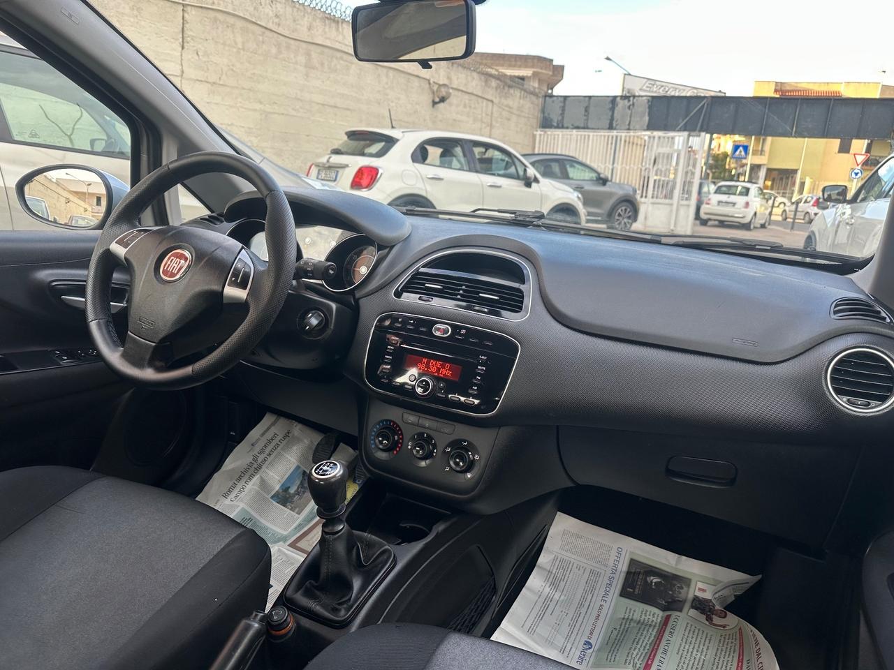 Fiat Punto 1.2benzina 5porte - 27/12/2013