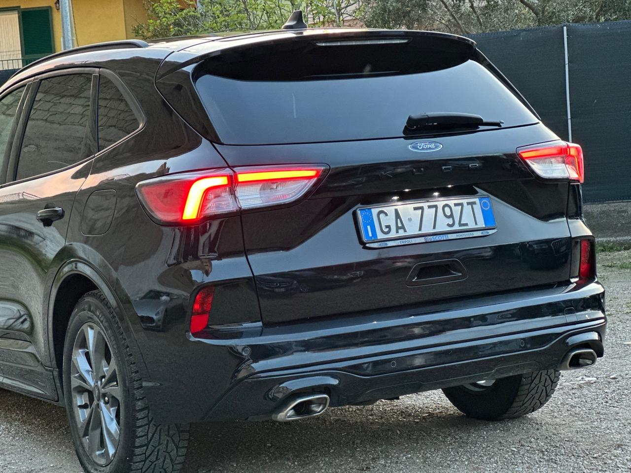 Ford Kuga 1.5 TDCI 120CV 2WD ST-Line X