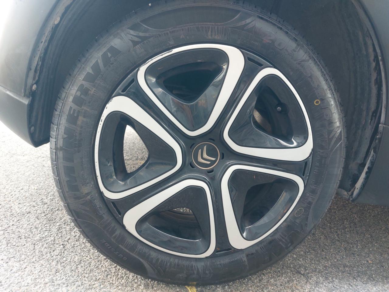 Citroen C3 PureTech 82 Shine UNIPRO