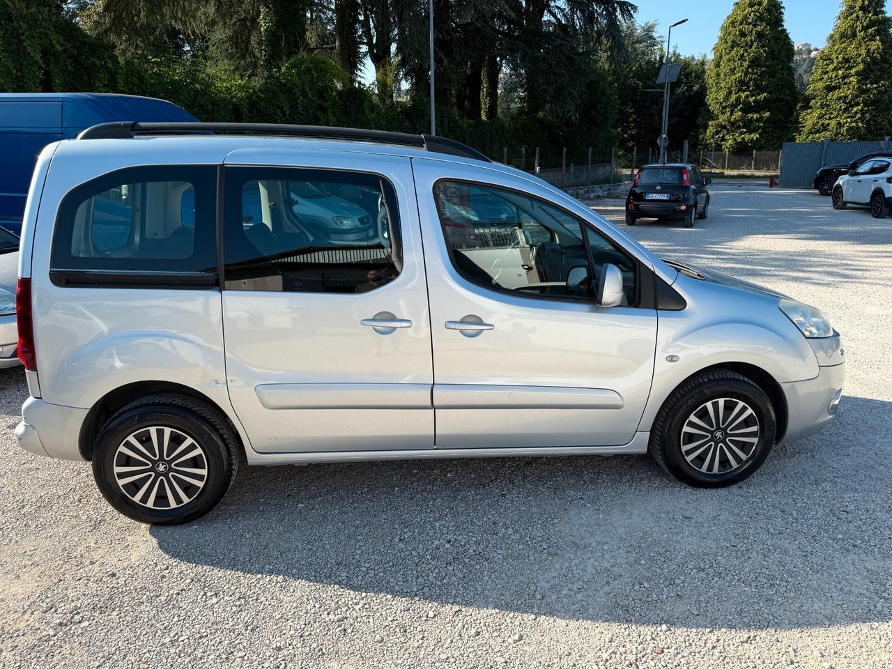 PEUGEOT Partner Tepee 1.6 Hdi AUTOCARRO N1