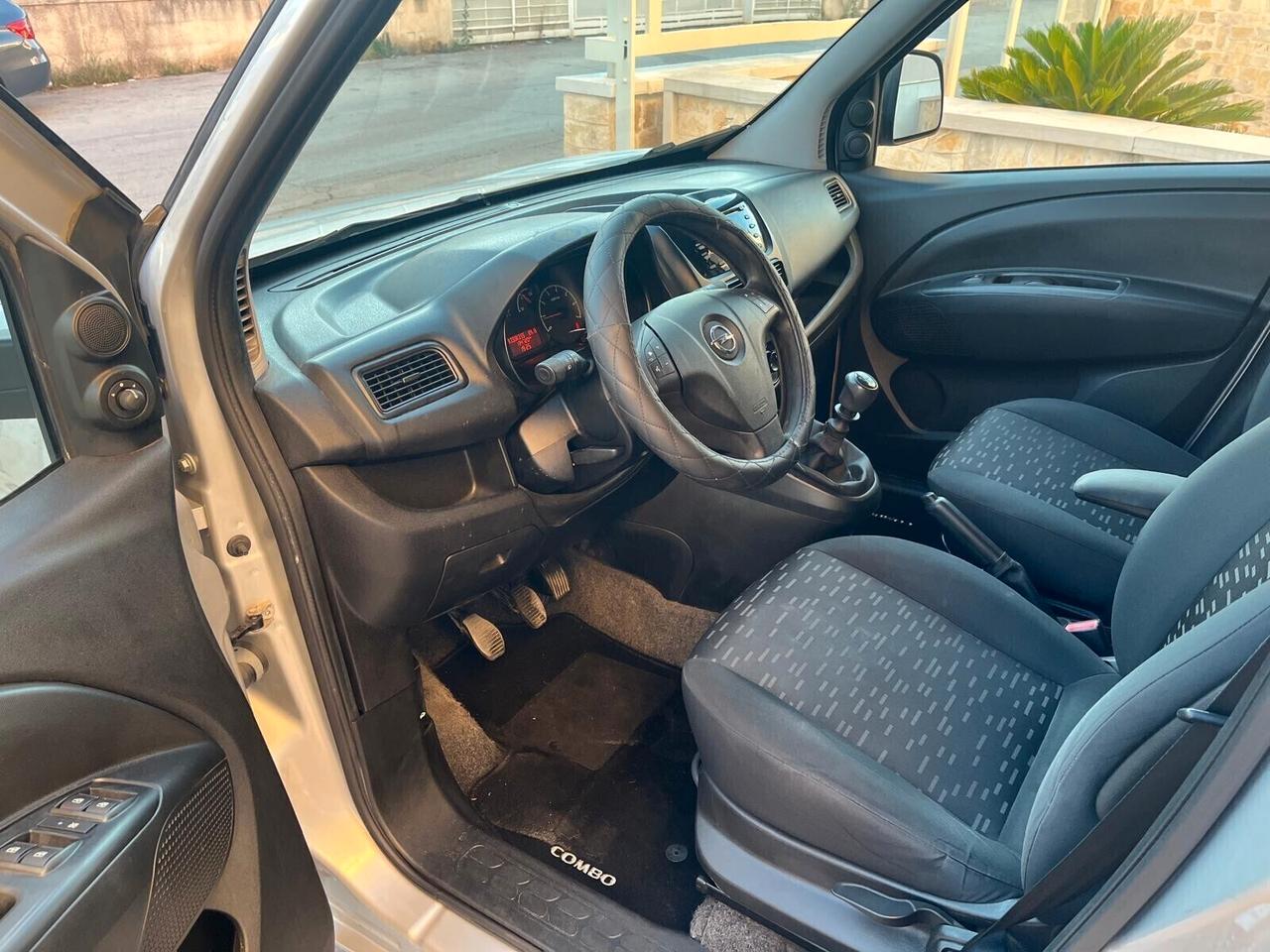 Opel Combo 1.6 CDTi 105CV Elective