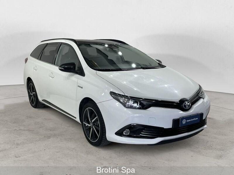 Toyota Auris Touring Sports 1.8 Hybrid Black Edition