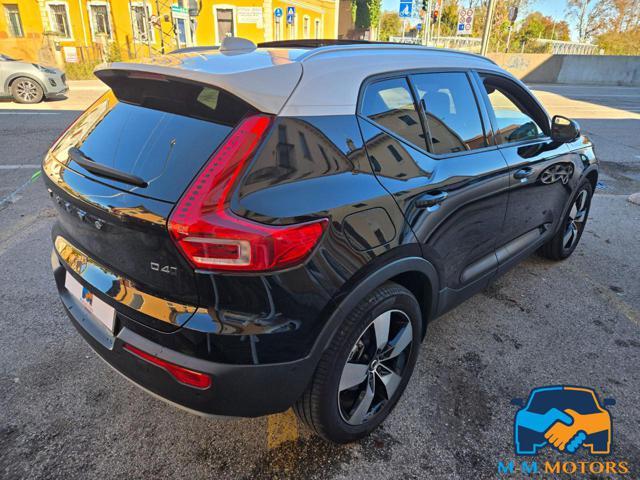 VOLVO XC40 D4 AWD Geartronic Momentum