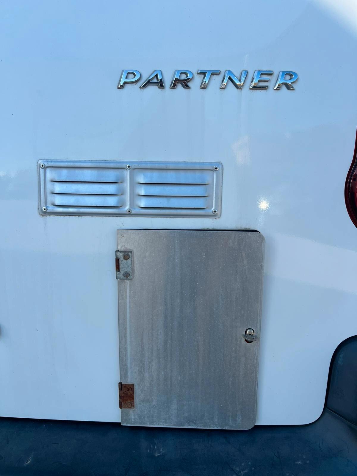 Peugeot Partner BlueHDi 75 L1 Furgone Pro