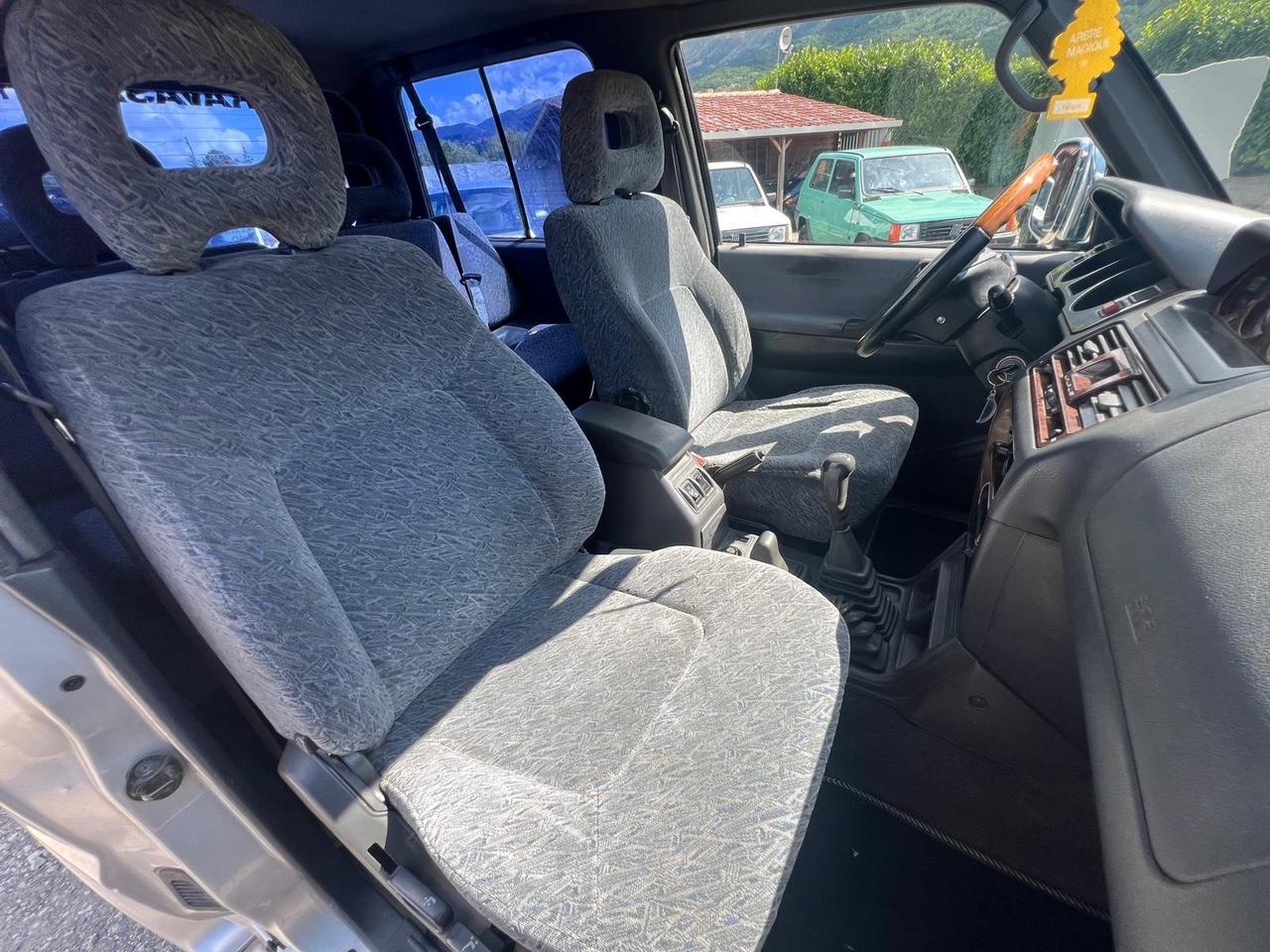 Mitsubishi Pajero 2.5 TDI Metal-top S.S. GLS Target