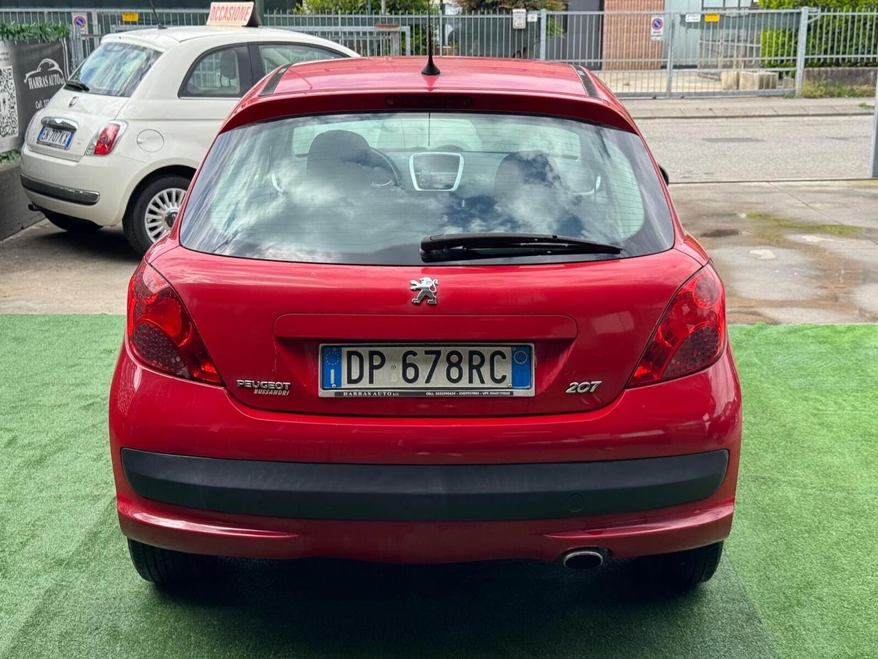 Peugeot 207 1.4 8V 75CV 3p. X Line