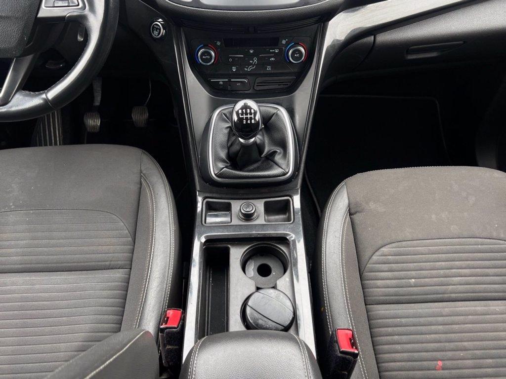 FORD Kuga 1.5 EcoBoost 120 CV S&S 2WD Titanium del 2018