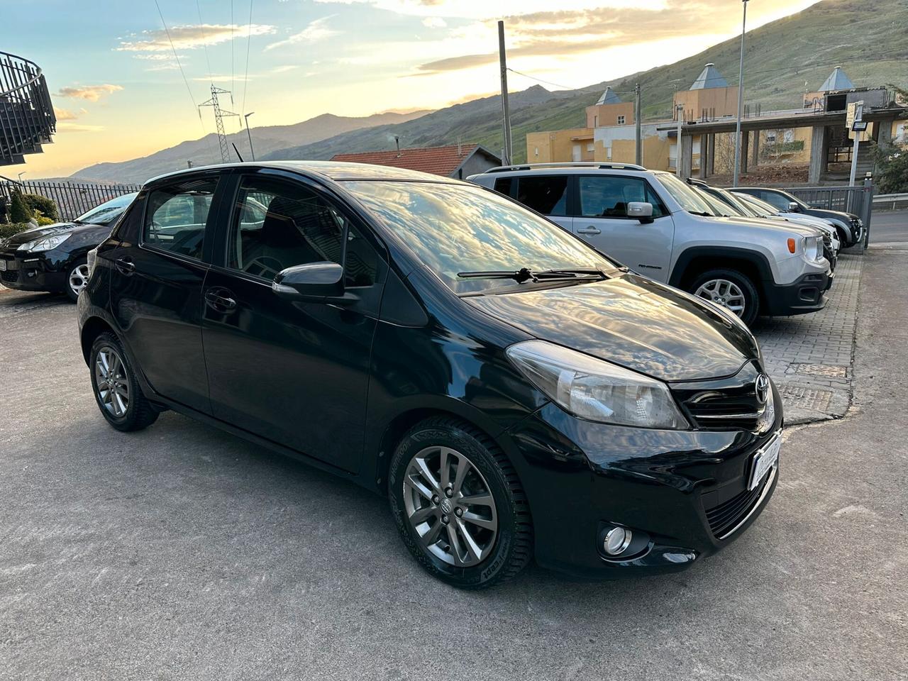 Toyota Yaris 1.4 D-4D 5 porte Lounge