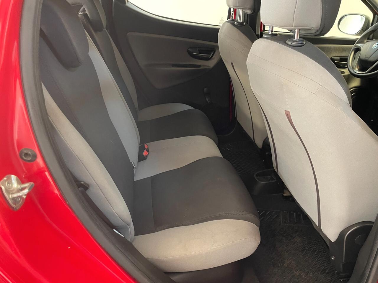 Lancia Y Ypsilon 0.9 85 CV Metano Ecochic Gold Twinair Neopatentati