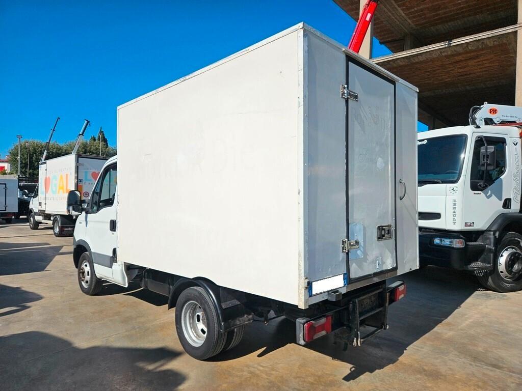 IVECO DAILY 35C15 FRIGO-2013