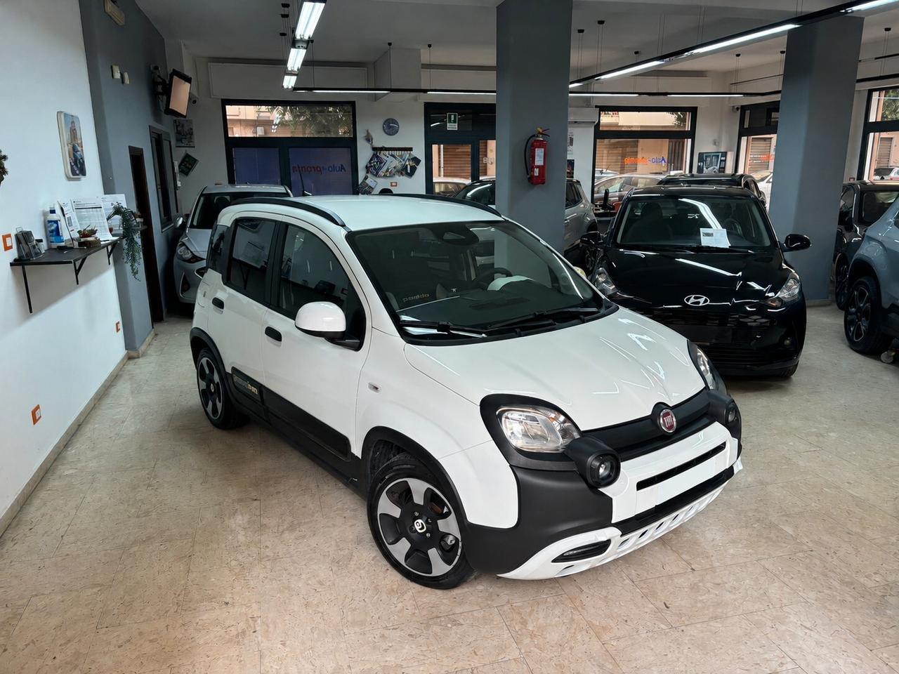 Fiat Pandina 1.0 Hybrid Cross KM0 My26 Diverse Colorazione Pronta consegna