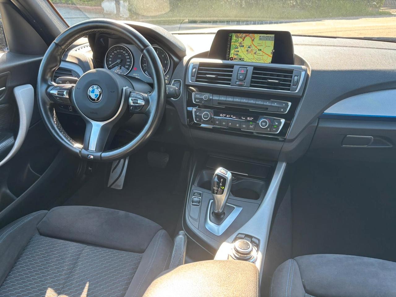 Bmw 118 118d 5p. Msport