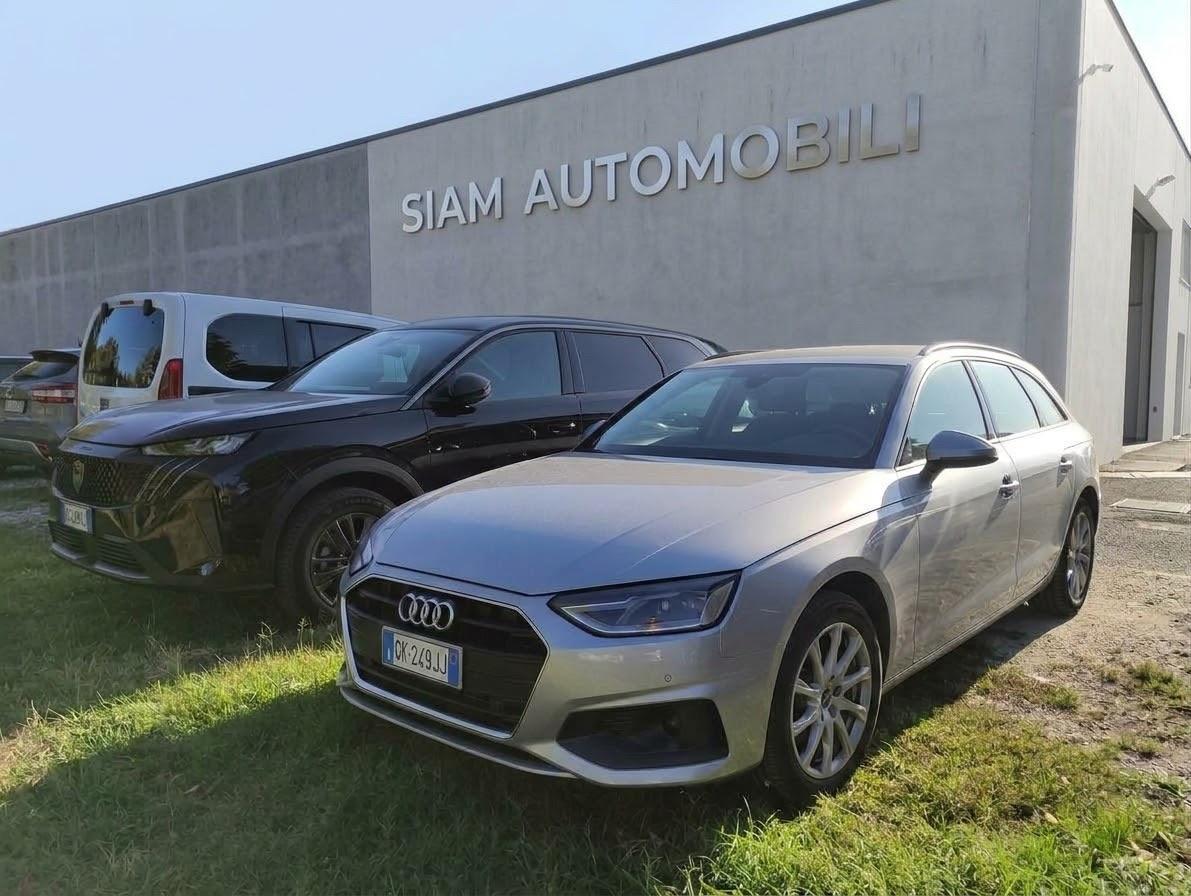 Audi A4 Avant 35 TDI/163 CV S tronic Business Advanced