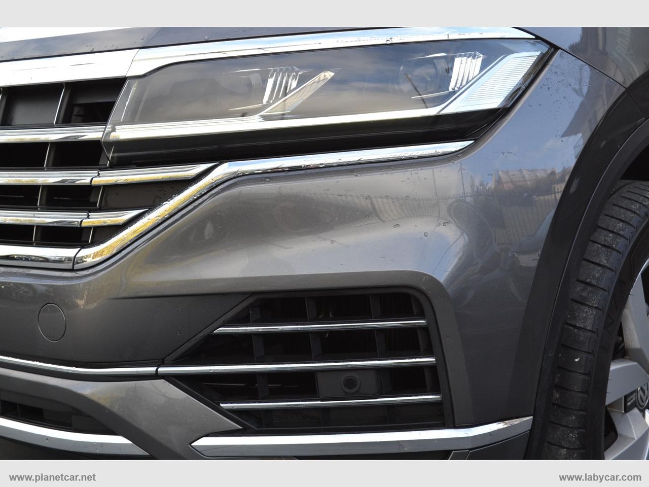 VOLKSWAGEN Touareg 3.0 TDI Advanced