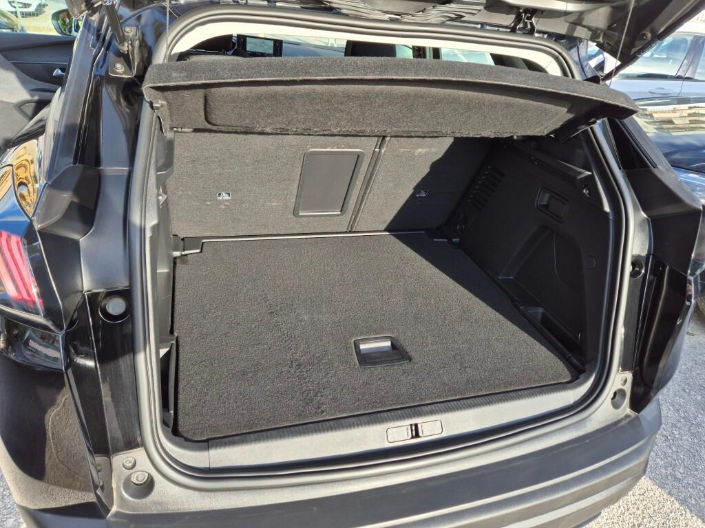 Peugeot 3008 BlueHDi 130CV EAT8 Active Business