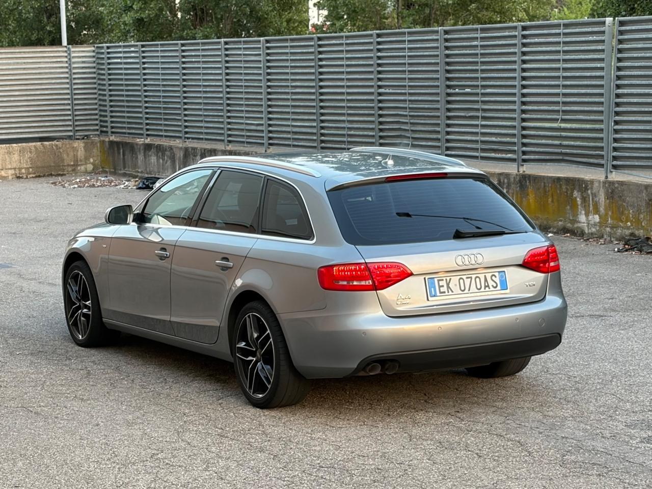 Audi A4 2.0 TDI 143CV c.AUTOMATICO 2011 euro5