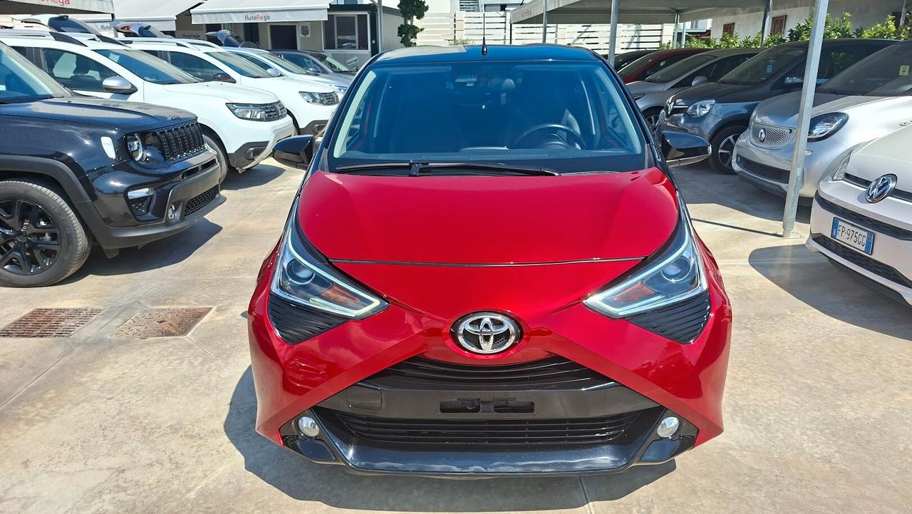 Toyota Aygo Connect 1.0 VVT-i 72 CV 5 porte x-cool MMT