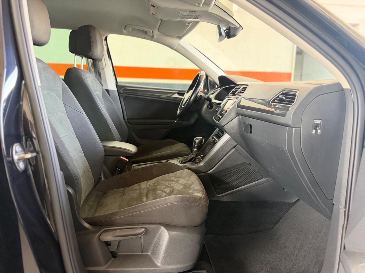 Volkswagen Tiguan 2.0 TDI SCR DSG Business BlueMotion Technology
