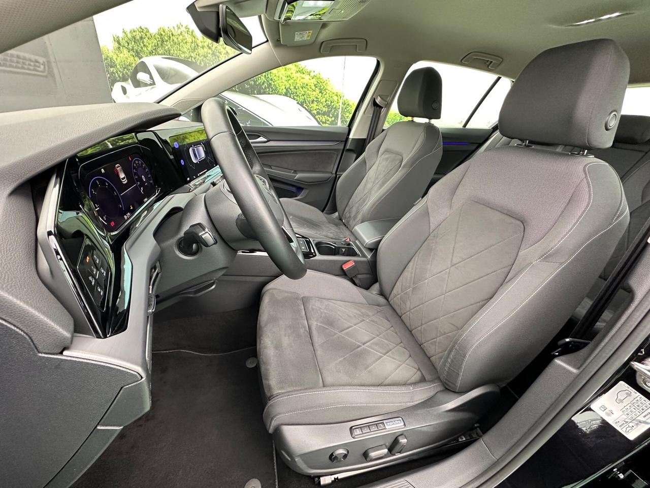 Volkswagen Golf 8 2.0 TDI 115cv Style 2023