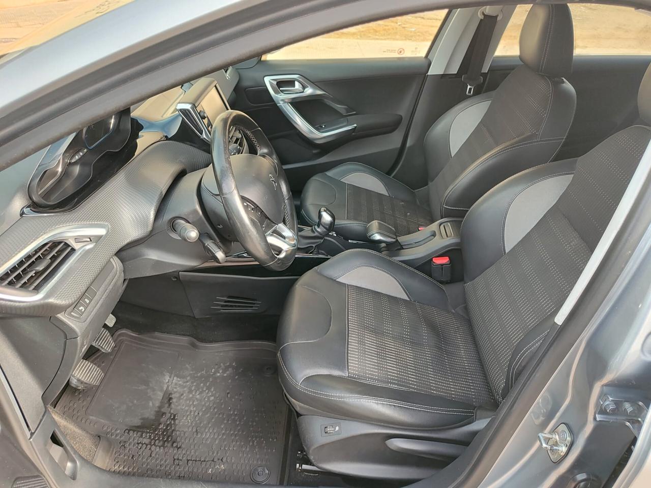 Peugeot 2008 1.6 BlueHDi 100 CV ALLURE 2016