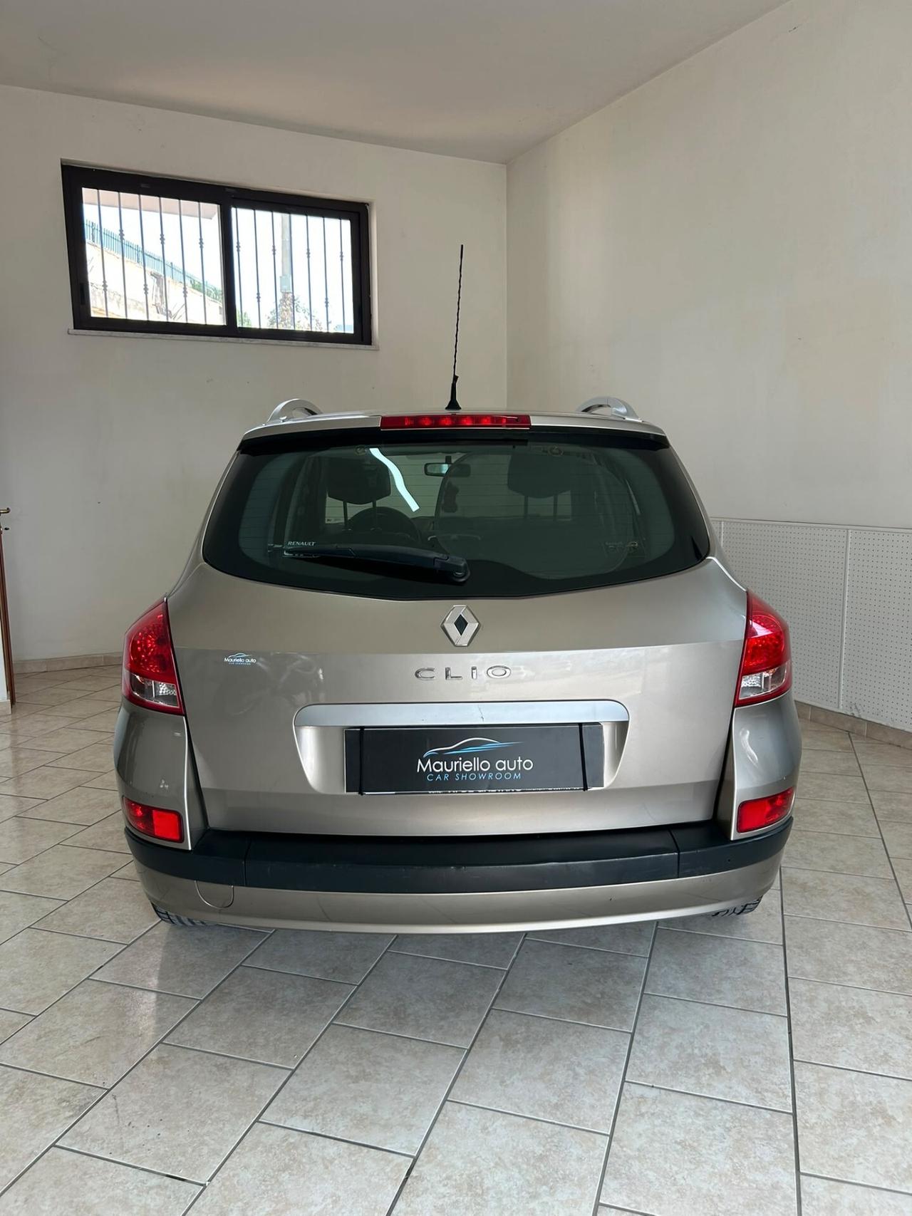 Renault Clio 1.2 16V GPL SporTour Confort