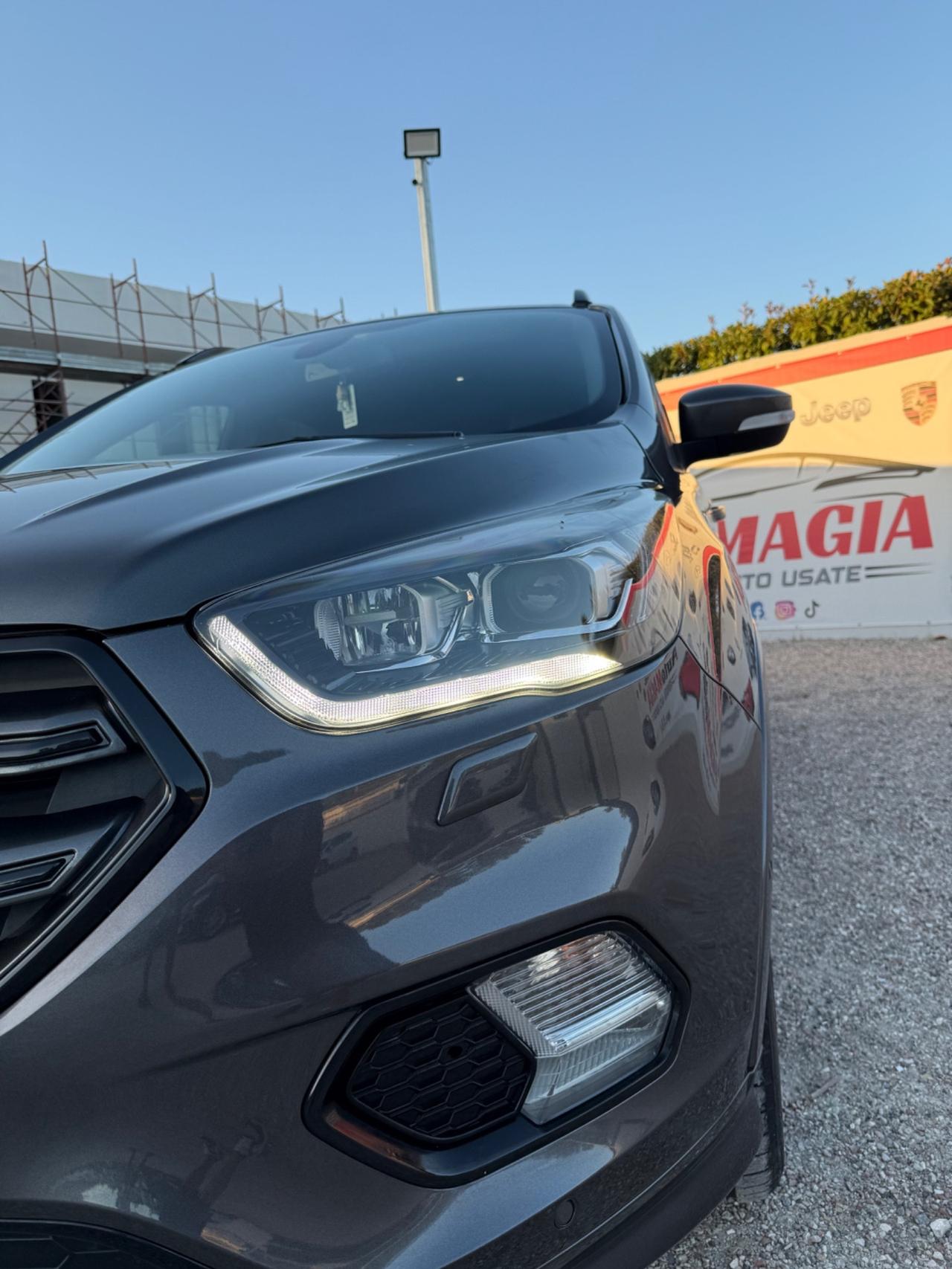 Ford Kuga 2.0 TDCI 150 CV S&S 4WD Powershift ST-Line