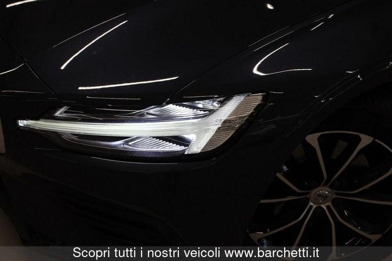 Volvo V60 2.0 B4 Momentum Business auto
