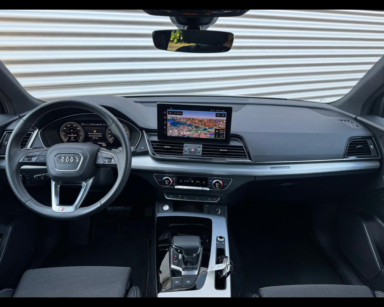 AUDI Q5 SPORTBACK 50 TFSIe S-TRONIC IDENTITY BLACK