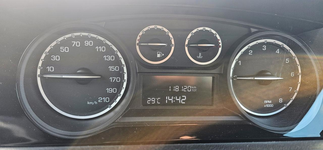 Lancia Ypsilon 1.2 69 CV 5 porte Gold