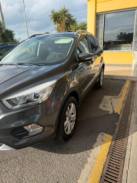 Ford Kuga 2.0 TDCI 150 CV S&S 4WD Titanium Powershift