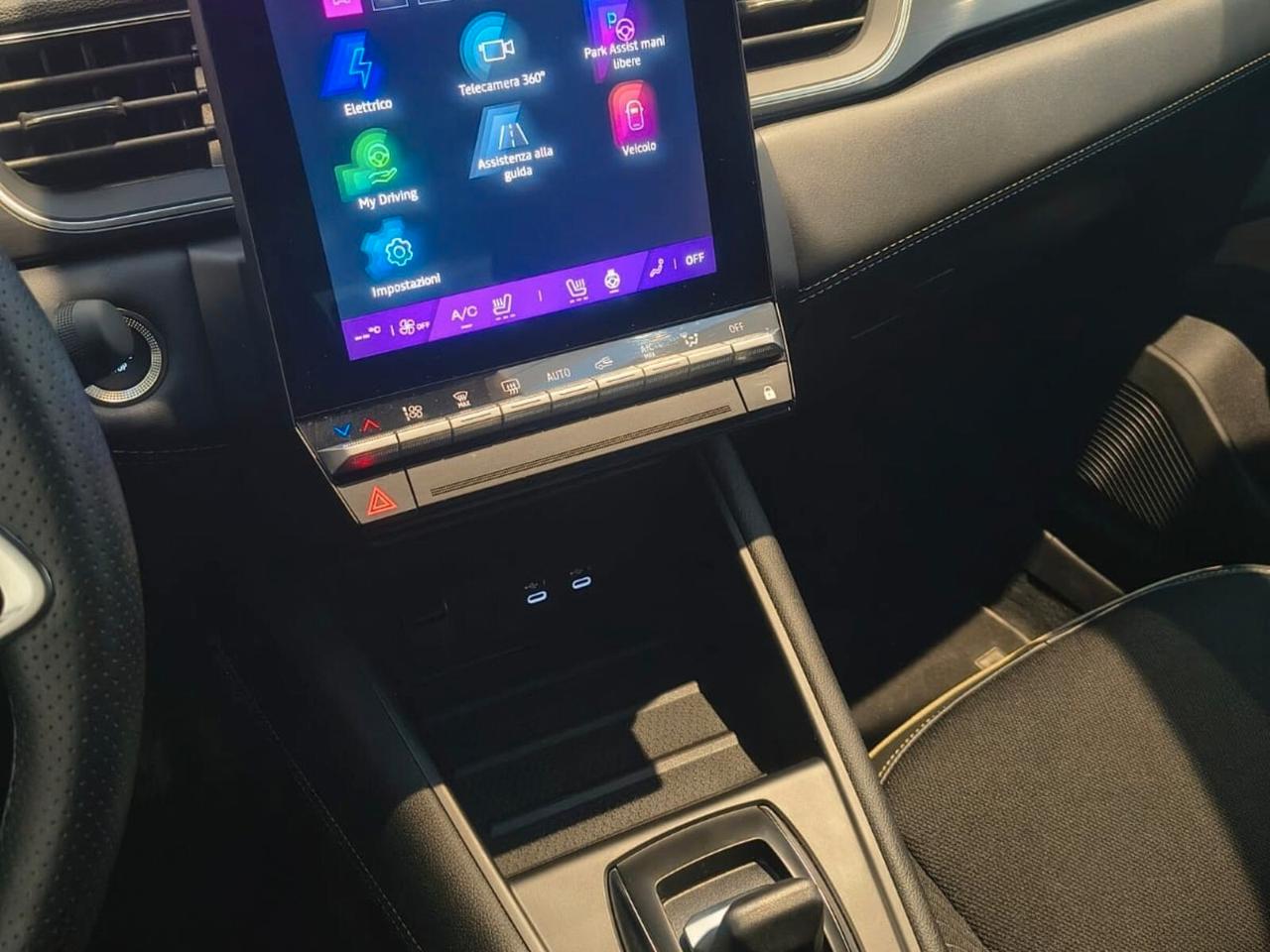 Renault Symbioz Full Hybrid E-Tech 160 CV Iconic