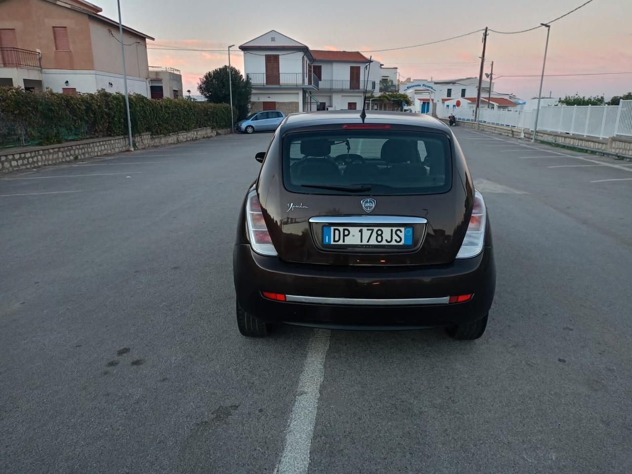 Lancia Ypsilon 1.2 Oro Plus